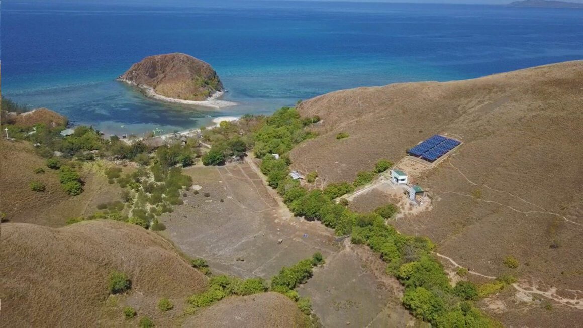 OREEi | Solar-powered water desalination in the Philippines